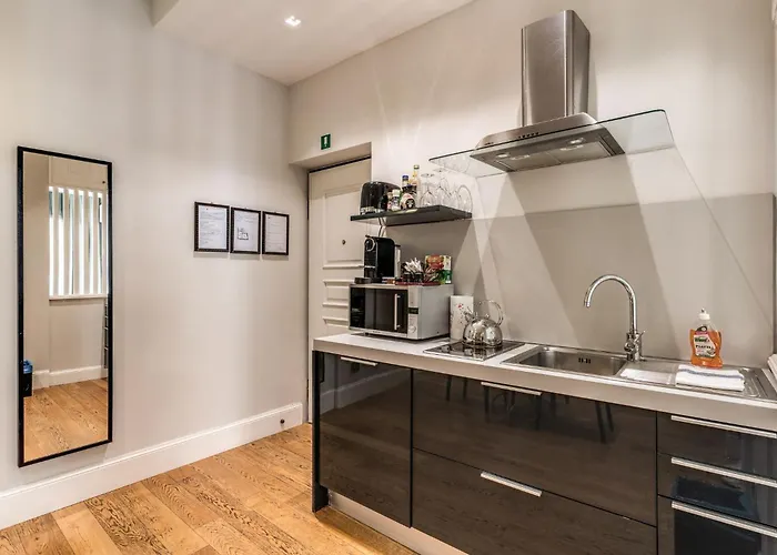 Lejlighed Via Napoli Rom